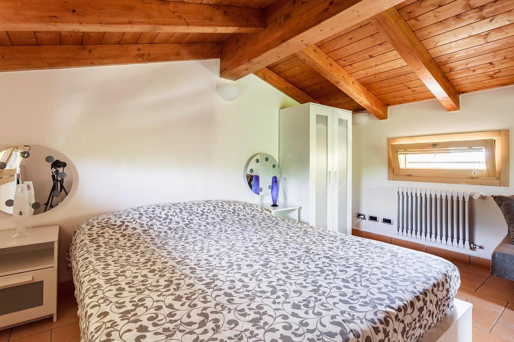 B&B Nido Sui Laghi San Donnino della Nizzola Kültér fotó