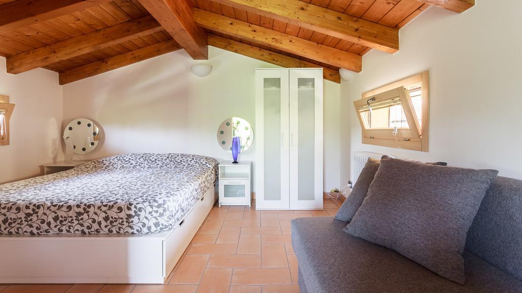 B&B Nido Sui Laghi San Donnino della Nizzola Kültér fotó
