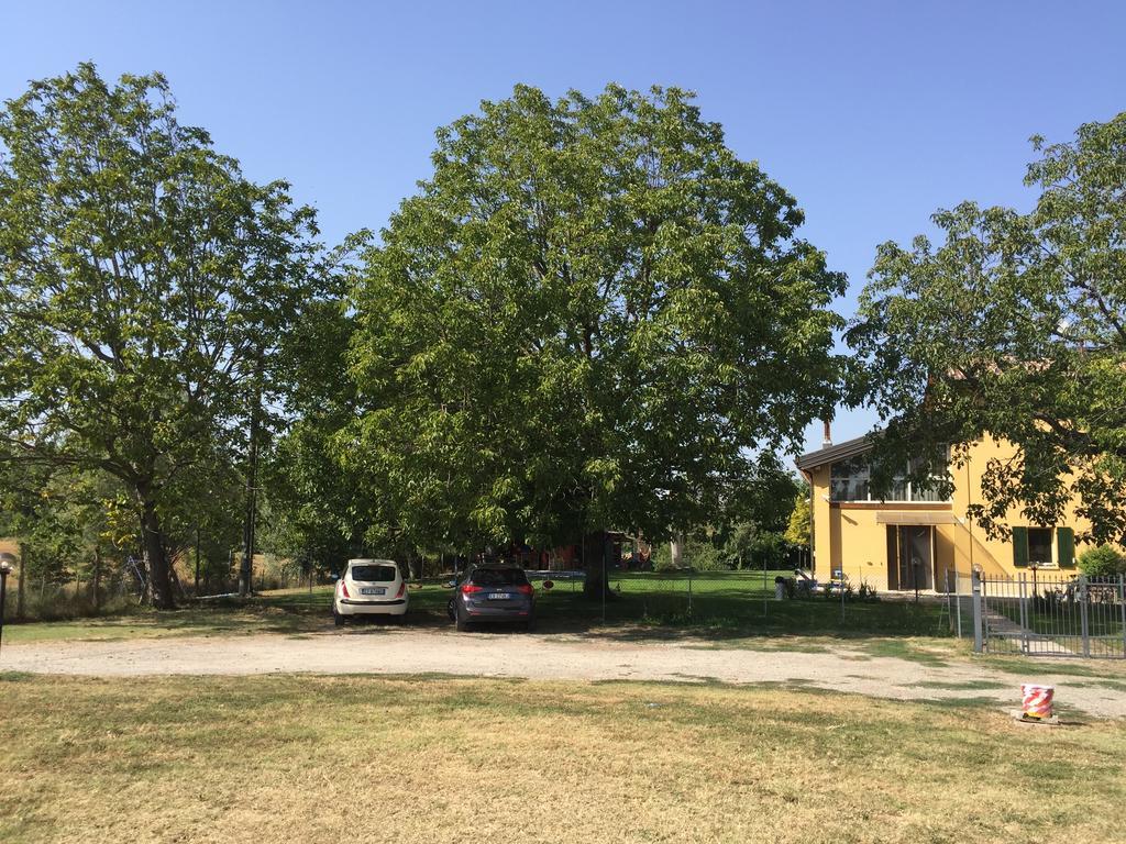 B&B Nido Sui Laghi San Donnino della Nizzola Kültér fotó